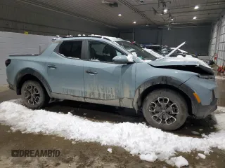 2024 Hyundai Santa Cruz SEL z VIN 5NTJCDAE1RH079788, wystawiony jako Copart lot #43616065 z przebiegiem 25 897 mil mil oraz Szkoda całkowita • Salvage title. Historia ofert i sprzedaży dostępna na DreamBid. Obrazek 4.