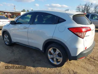 2016 Honda HR-V EX with VIN 3CZRU5H55GM737138, listed as a IAAI auction lot 41521356 with 140,307 mi miles. Bid and sale history available at carsss.com. Image 3.