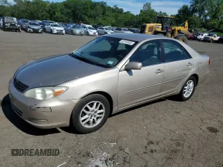 2004 Toyota Camry LE with VIN 4T1BE32K84U929163, listed as a Copart auction lot 65193485 with 245,734 mi miles and Clean title. Bid and sale history available at DreamBid. Image 1.