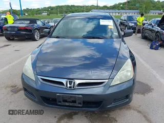 2007 Honda Accord EX с VIN 1HGCM567X7A158015, выставлен на аукционе IAAI как лот 42173705 с пробегом 214 953 миль миль и . История ставок и продаж доступна на DreamBid. Изображение 12.