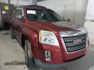 2011 GMC Terrain SLT-2 z VIN 2CTFLWE53B6268015, wystawiony jako IAAI lot #42273893 z przebiegiem 229 443 mil mil oraz . Historia ofert i sprzedaży dostępna na DreamBid. Obrazek 1.