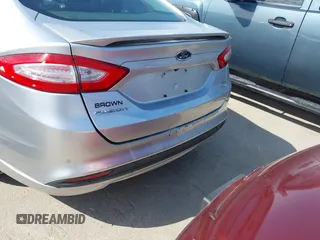 2013 Ford Fusion SE with VIN 3FA6P0HR5DR199082, listed as a IAAI auction lot 41775979 with 142,485 mi miles and . Bid and sale history available at DreamBid. Image 6.