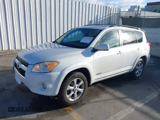 2011 Toyota RAV4 Ltd with VIN 2T3YF4DV5BW095202, listed as a IAAI auction lot 41732448 with 152,257 mi miles. Bid and sale history available at carsss.com. Image 18.