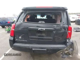 2018 Chevrolet Suburban LT z VIN 1GNSKHKC7JR382685, wystawiony jako IAAI lot #42077286 z przebiegiem 137 206 mil mil oraz . Historia ofert i sprzedaży dostępna na DreamBid. Obrazek 16.