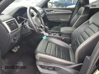 2021 Volkswagen Atlas SEL Premium R-Line with VIN 1V2FE2CA5MC224413, listed as a Copart auction lot 87508645 with 39,186 mi miles and Salvage title. Bid and sale history available at DreamBid. Image 7.