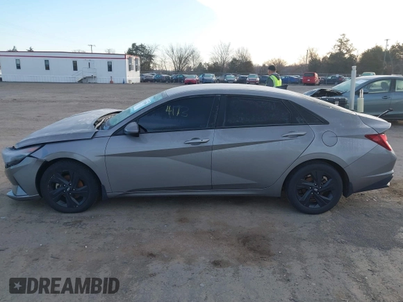 2022 Hyundai Elantra SEL with VIN KMHLM4AG0NU240794, listed as a IAAI auction lot 41738356 with 58,383 mi miles and . Bid and sale history available at DreamBid. Image 14.