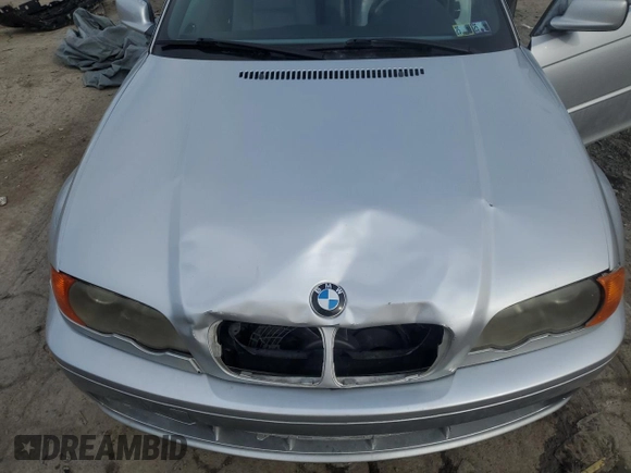 2002 BMW 3 Series 330Ci with VIN WBABS534X2JU90407, listed as a Copart auction lot 48411835 with 124,157 mi miles and Salvage Title. Bid and sale history available at DreamBid. Image 11.