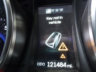 2013 Hyundai Santa Fe Sport z VIN 5XYZU3LA4DG085412, wystawiony jako IAAI lot #42016302 z przebiegiem 121 484 mil mil oraz . Historia ofert i sprzedaży dostępna na DreamBid. Obrazek 16.