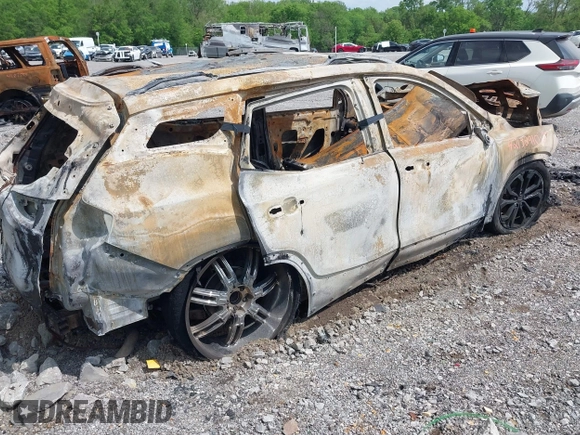 2022 GMC Terrain SLE с VIN 3GKALMEV5NL264434, выставлен на аукционе IAAI как лот 42132910 с пробегом Не указан миль и . История ставок и продаж доступна на DreamBid. Изображение 4.