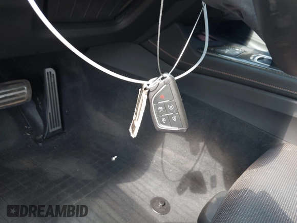 2025 Cadillac CT5 Sport с VIN 1G6DP5RK3S0100470, выставлен на аукционе IAAI как лот 42386329 с пробегом 6 143 миль миль и . История ставок и продаж доступна на DreamBid. Изображение 11.