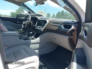 2018 GMC Acadia SLT z VIN 1GKKNMLS1JZ194151, wystawiony jako IAAI lot #42308327 z przebiegiem 138 947 mil mil oraz . Historia ofert i sprzedaży dostępna na DreamBid. Obrazek 5.