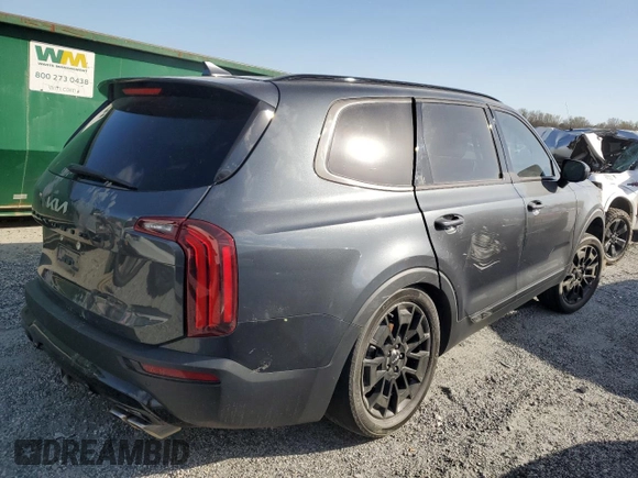 2022 Kia Telluride EX with VIN 5XYP3DHC3NG297116, listed as a Copart auction lot 55829925 with 39,642 mi miles and Salvage Title. Bid and sale history available at carsss.com. Image 3.