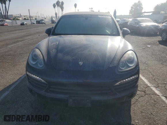 2012 Porsche Cayenne with VIN WP1AA2A23CLA01111, listed as a Copart auction lot 72431654 with 123,635 mi miles and Salvage title. Bid and sale history available at DreamBid. Image 5.
