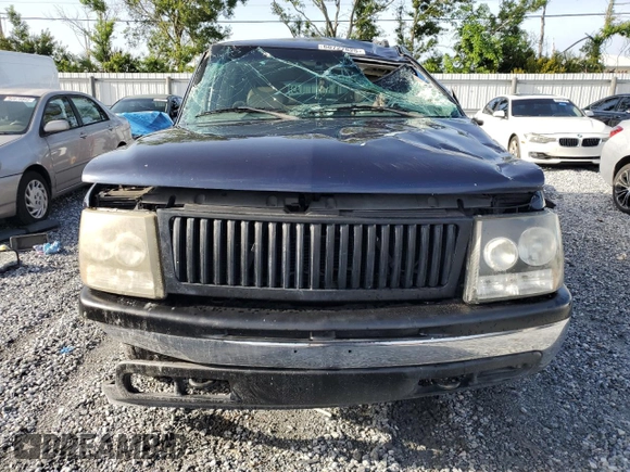 2002 Chevrolet Suburban LT with VIN 1GNEC16Z02J235866, listed as a Copart auction lot 60727825 with Not provided miles and Non repairable. Bid and sale history available at DreamBid. Image 5.
