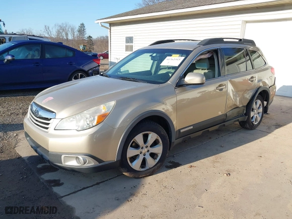 2010 Subaru Outback Premium All-Weather with VIN 4S4BRBCC9A3345149, listed as a IAAI auction lot 41762315 with 155,418 mi miles. Bid and sale history available at carsss.com. Image 20.