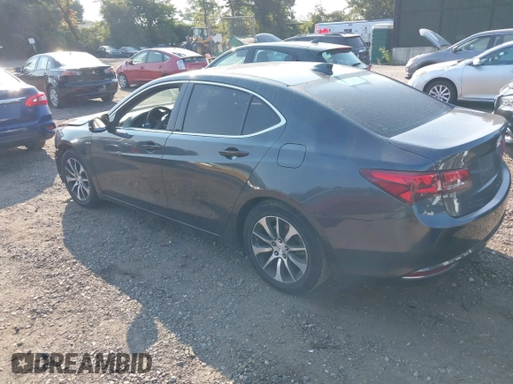 2015 Acura TLX with VIN 19UUB1F31FA023293, listed as a IAAI auction lot 40310652 with 117,350 mi miles. Bid and sale history available at carsss.com. Image 3.