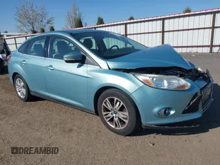 2012 Ford Focus SEL with VIN 1FAHP3H23CL417403, listed as a IAAI auction lot 42043152 with 140,604 mi miles. Bid and sale history available at carsss.com. Image 1.