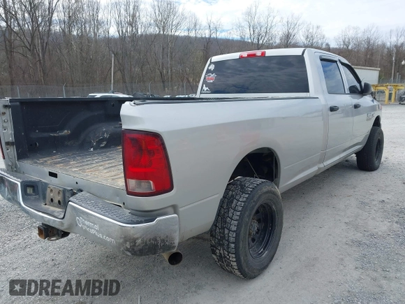 2013 Ram 2500 Tradesman with VIN 3C6UR5HL4DG531407, listed as a IAAI auction lot 41630613 with 299,984 mi miles. Bid and sale history available at carsss.com. Image 4.
