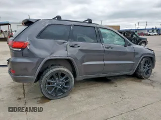 2018 Jeep Grand Cherokee Altitude with VIN 1C4RJFAG0JC250082, listed as a Copart auction lot 55940135 with 79,523 mi miles and Salvage title. Bid and sale history available at DreamBid. Image 3.