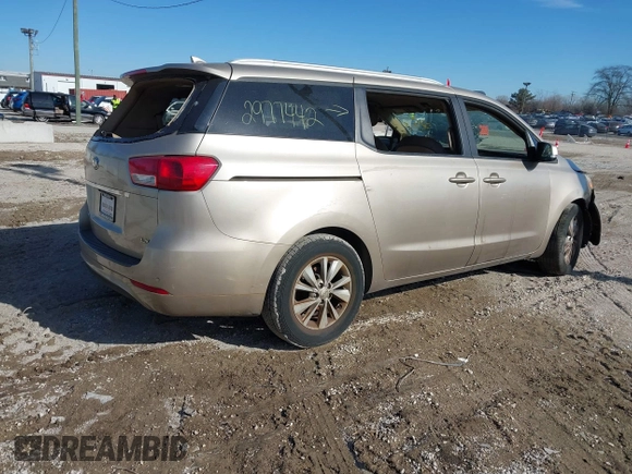 2015 Kia Sedona LX with VIN KNDMB5C15F6033787, listed as a IAAI auction lot 41534224 with 117,410 mi miles. Bid and sale history available at carsss.com. Image 4.