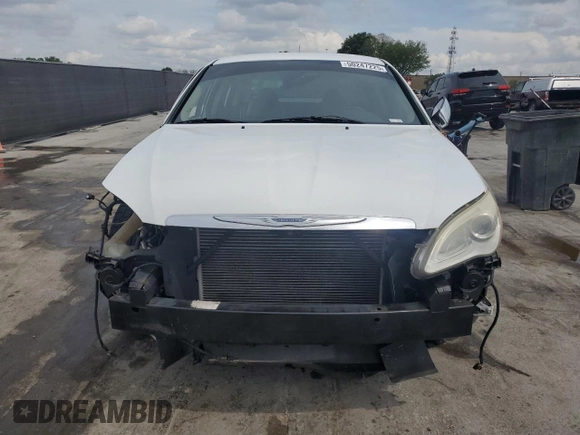 2013 Chrysler 200 Limited with VIN 1C3CCBCG0DN600426, listed as a Copart auction lot 50247225 with 164,088 mi miles and Salvage Title. Bid and sale history available at carsss.com. Image 5.