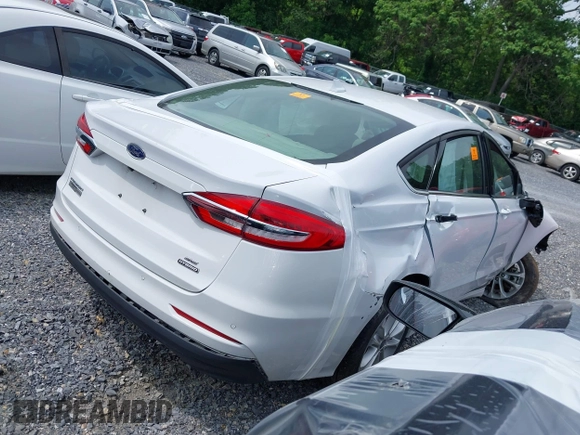 2020 Ford Fusion SE z VIN 3FA6P0LU2LR219671, wystawiony jako IAAI lot #41996821 z przebiegiem Nie podano mil oraz . Historia ofert i sprzedaży dostępna na DreamBid. Obrazek 4.