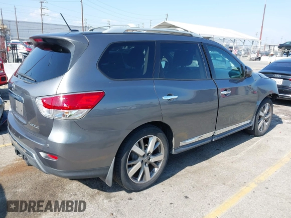 2015 Nissan Pathfinder Platinum with VIN 5N1AR2MN8FC693981, listed as a IAAI auction lot 42145556 with 161,142 mi miles and . Bid and sale history available at DreamBid. Image 4.