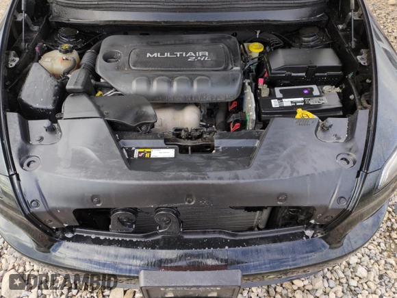 2016 Jeep Cherokee Altitude with VIN 1C4PJMAB8GW375516, listed as a Copart auction lot 88896475 with 73,044 mi miles and Salvage title. Bid and sale history available at DreamBid. Image 11.
