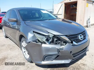 2017 Nissan Altima SR z VIN 1N4AL3AP9HC253312, wystawiony jako IAAI lot #42019699 z przebiegiem 139 440 mil mil oraz . Historia ofert i sprzedaży dostępna na DreamBid. Obrazek 6.