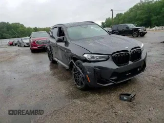 2022 BMW X3 M z VIN 5YM13EC09N9J95191, wystawiony jako Copart lot #63090823 z przebiegiem 15 029 mil mil oraz . Historia ofert i sprzedaży dostępna na DreamBid. Obrazek 12.