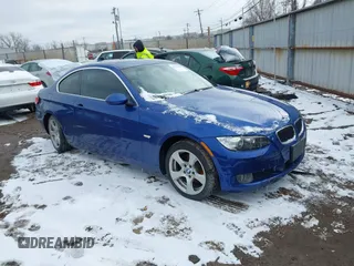 2008 BMW 3 Series 328xi z VIN WBAWV53588PF95439, wystawiony jako IAAI lot #41625240 z przebiegiem 116 557 mil mil oraz . Historia ofert i sprzedaży dostępna na DreamBid. Obrazek 1.