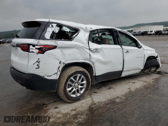 2023 Chevrolet Traverse LS z VIN 1GNERFKW3PJ343638, wystawiony jako Copart lot #57593185 z przebiegiem 20 270 mil mil oraz Szkoda całkowita • Salvage title. Historia ofert i sprzedaży dostępna na DreamBid. Obrazek 3.