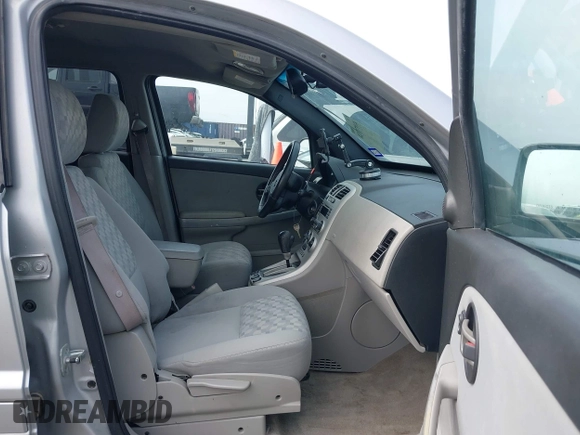 2005 Chevrolet Equinox LT with VIN 2CNDL63F756064218, listed as a IAAI auction lot 41971920 with 198,666 mi miles. Bid and sale history available at carsss.com. Image 5.