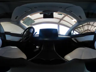 2020 Tesla Model 3 Performance z VIN 5YJ3E1EC2LF624900, wystawiony jako IAAI lot #42127589 z przebiegiem 36 758 mil mil oraz . Historia ofert i sprzedaży dostępna na DreamBid. Obrazek 18.