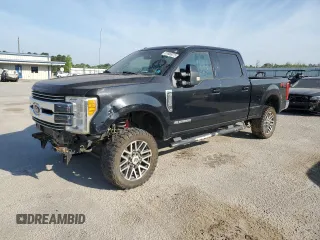 2017 Ford Super Duty F-250 SRW Lariat with VIN 1FT7W2BT9HEC27833, listed as a Copart auction lot 52806075 with 250,026 mi miles and Clean Title. Bid and sale history available at carsss.com. Image 1.