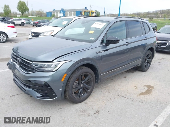 2023 Volkswagen Tiguan SE R-Line Black с VIN 3VVCB7AX5PM039767, выставлен на аукционе IAAI как лот 42014072 с пробегом 18 424 миль миль и . История ставок и продаж доступна на DreamBid. Изображение 21.
