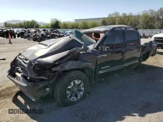 2014 Toyota Tacoma PreRunner z VIN 3TMJU4GN0EM170736, wystawiony jako Copart lot #61993545 z przebiegiem 194 801 mil mil oraz Szkoda całkowita • Salvage title. Historia ofert i sprzedaży dostępna na DreamBid. Obrazek 1.