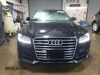2017 Audi A8 z VIN WAU44AFD2HN014533, wystawiony jako Copart lot #46684705 z przebiegiem 94 030 mil mil oraz Szkody całkowita. Historia ofert i sprzedaży dostępna na DreamBid. Obrazek 5.