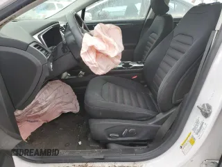 2015 Ford Fusion SE z VIN 3FA6P0H94FR224427, wystawiony jako Copart lot #45850675 z przebiegiem 186 601 mil mil oraz Nie do naprawy • Non repairable. Historia ofert i sprzedaży dostępna na DreamBid. Obrazek 7.