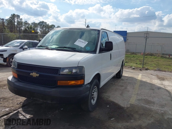 2020 Chevrolet Express Cargo Van with VIN 1GCWGBFP7L1149607, listed as a IAAI auction lot 41519575 with 82,940 mi miles. Bid and sale history available at carsss.com. Image 2.