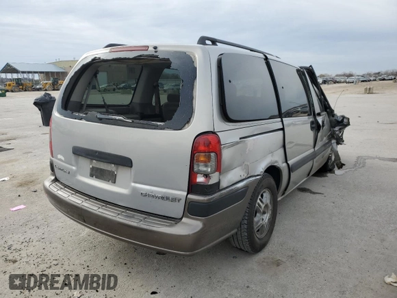 2004 Chevrolet Venture LS z VIN 1GNDX03E44D179265, wystawiony jako Copart lot #82254644 z przebiegiem Nie podano mil oraz Szkody całkowita. Historia ofert i sprzedaży dostępna na DreamBid. Obrazek 3.