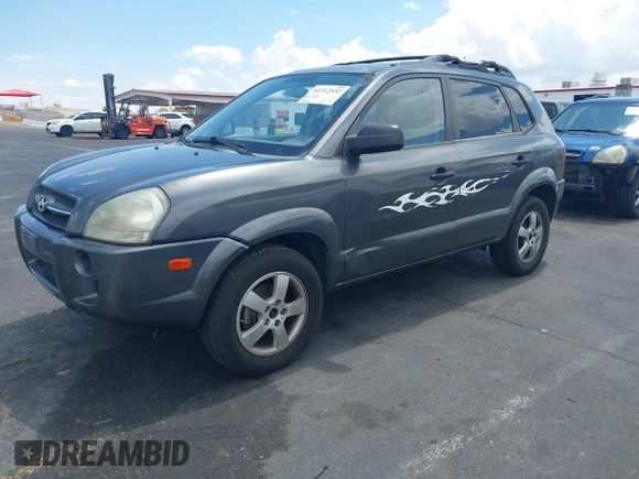 2008 Hyundai Tucson GLS with VIN KM8JM12B48U898373, listed as a IAAI auction lot 42212532 with 139,491 mi miles and . Bid and sale history available at DreamBid. Image 2.
