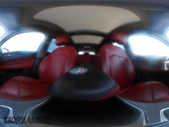 2020 Alfa Romeo Stelvio Ti z VIN ZASPAKBN7L7C92393, wystawiony jako IAAI lot #41824452 z przebiegiem 53 616 mil mil oraz . Historia ofert i sprzedaży dostępna na DreamBid. Obrazek 18.