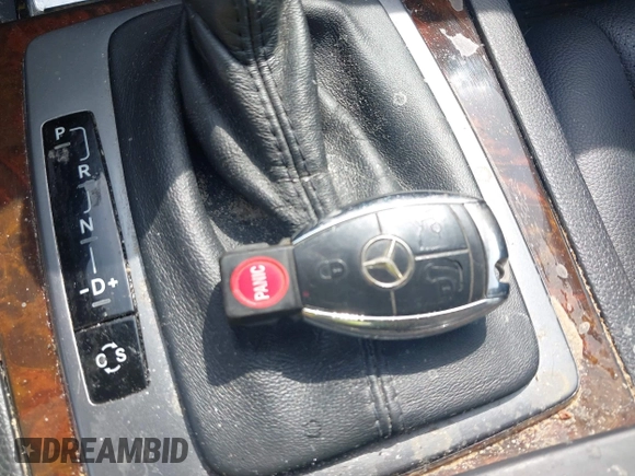 2008 Mercedes-Benz C 300 Sport with VIN WDDGF81X38F055211, listed as a IAAI auction lot 42233709 with 132,300 mi miles and . Bid and sale history available at DreamBid. Image 11.