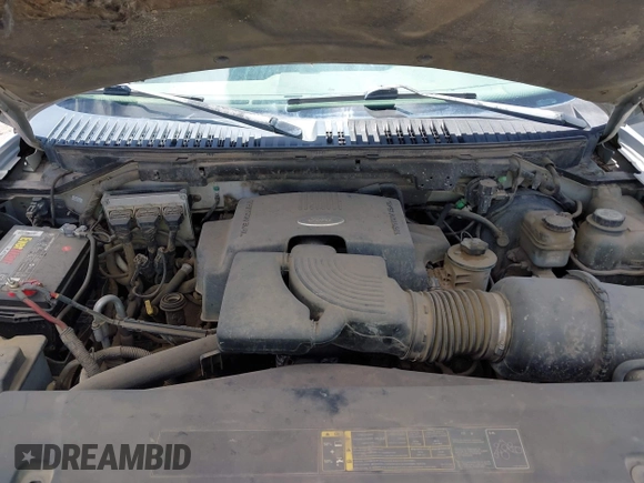 2004 Ford Expedition Special Service с VIN 1FMPU16L84LBB4517, выставлен на аукционе IAAI как лот 42255890 с пробегом 298 590 миль миль и . История ставок и продаж доступна на DreamBid. Изображение 10.