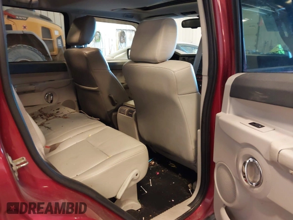 2006 Jeep Commander Limited z VIN 1J8HG58266C319288, wystawiony jako IAAI lot #42080158 z przebiegiem 160 645 mil mil oraz . Historia ofert i sprzedaży dostępna na DreamBid. Obrazek 8.