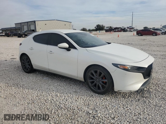 2019 Mazda Mazda3 Hatchback w/Preferred Pkg with VIN JM1BPBMM6K1130889, listed as a Copart auction lot 82564484 with 59,839 mi miles and Salvage Title. Bid and sale history available at carsss.com. Image 4.