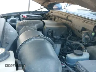 2002 Ford F-150 XLT with VIN 1FTRW086X2KE17566, listed as a IAAI auction lot 41721236 with 98,524 mi miles and . Bid and sale history available at DreamBid. Image 19.