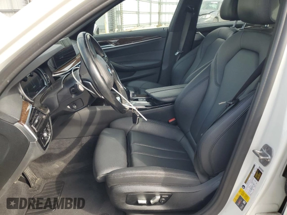 2018 BMW 5 Series 530e with VIN WBAJA9C52JB249643, listed as a Copart auction lot 43581825 with 91,561 mi miles and Salvage title. Bid and sale history available at DreamBid. Image 7.