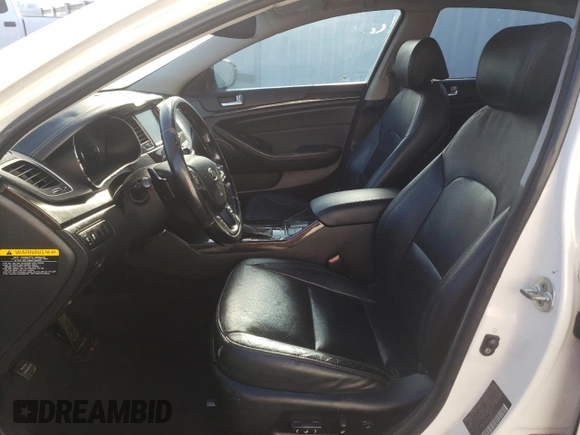 2016 Kia Cadenza Premium with VIN KNALN4D7XG5201072, listed as a Copart auction lot 82614604 with 140,067 mi miles and Clean Title. Bid and sale history available at carsss.com. Image 7.